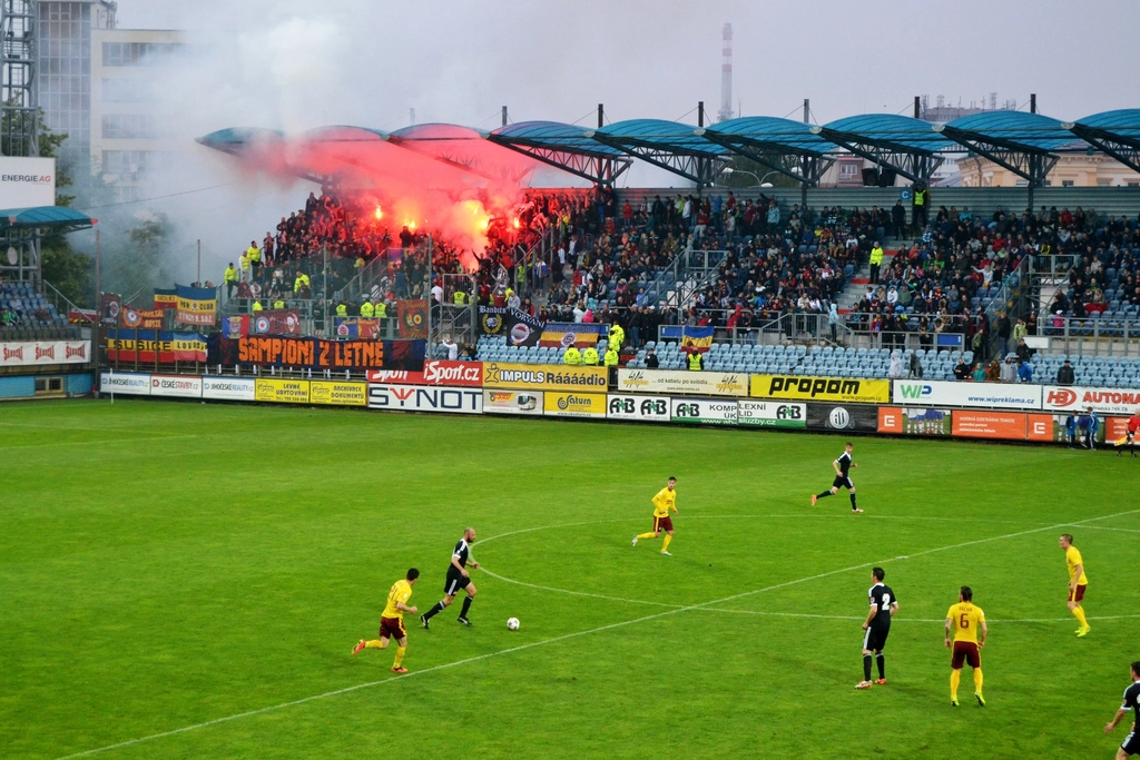 Football & soccer stadium